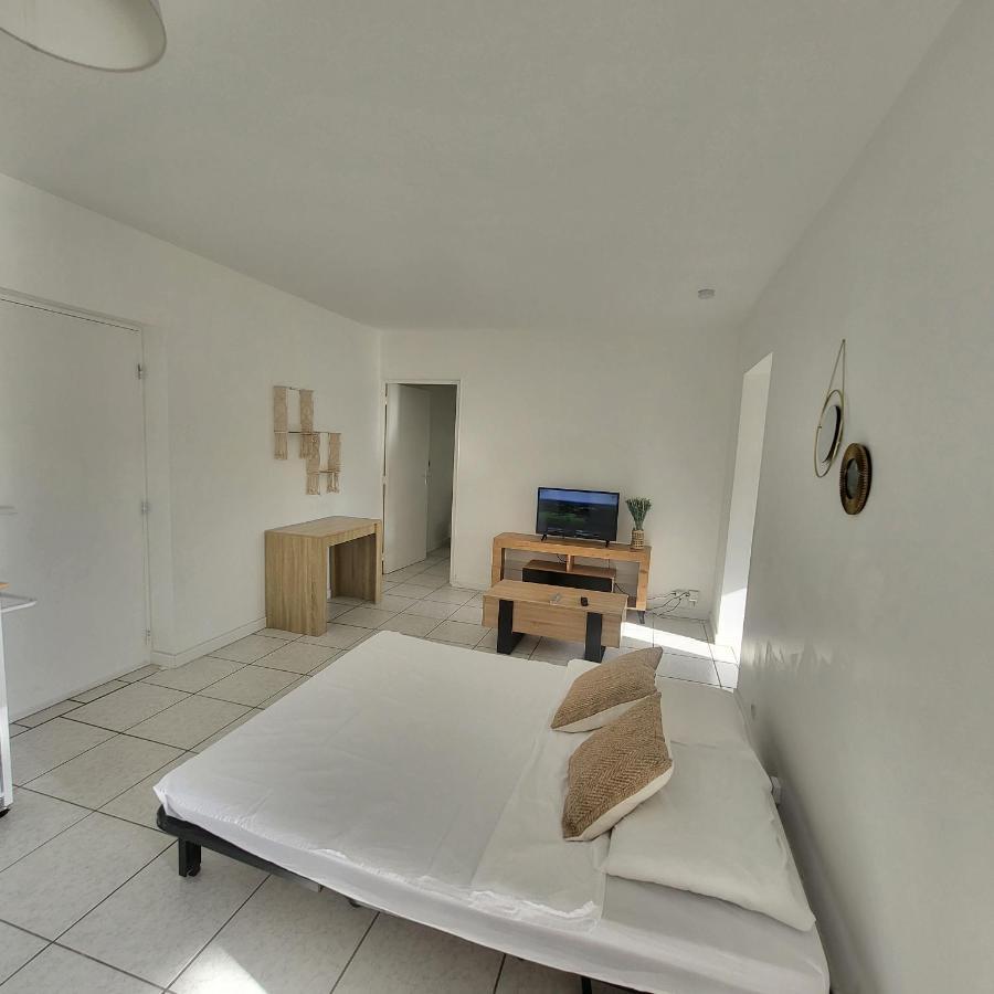 Bel Appartement Avec Jardin De 30M2 , Climatise Avec Parking Et Arrivee Autonome Cabestany ภายนอก รูปภาพ